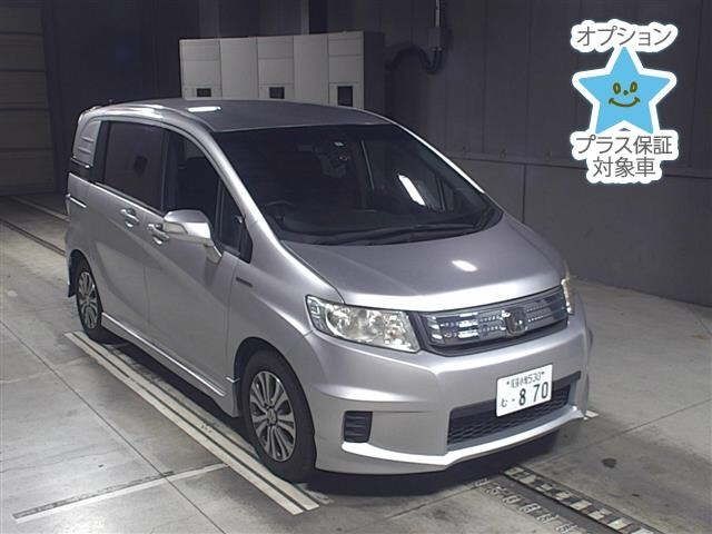 60052 HONDA FREED SPIKE GP3 2011 г. (JU Gifu)